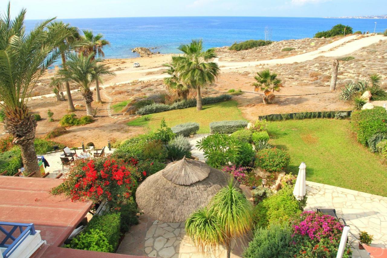 Sea Front Villa Vera Klorakas Exterior photo